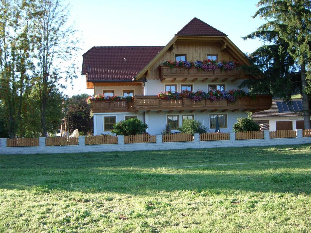 Вілла Bio Bauernhof Schoberhof Sankt Andra im Lungau Екстер'єр фото